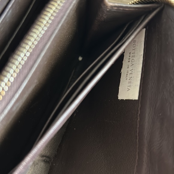 Bottega Veneta Intrecciato Leather Wallet - Picture 11 of 12